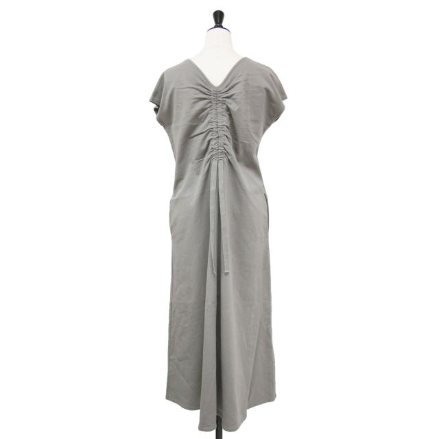 23区 ニジュウサンク ワンピース グレージュ サイズ:38(M) | 24春夏 コンパクトインレー ワンピース | フレンチスリーブ Vネック ロング丈 ギャザー フレア コットン | トップス ドレス【レディース】【中古】【K4562】 23区 ニジュウサンク ワンピース グレージュ サイズ:38(M) | 24春夏