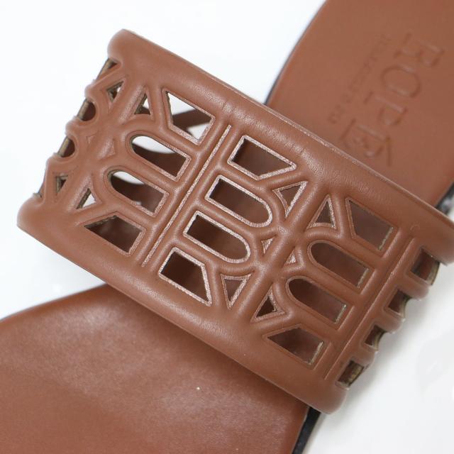 ROPE ロペ サンダル キャメル サイズ:36 1/2(23.5cm) | 24春夏 アメリア サンダル | Amelia Sandal | トングサンダル ローヒール スムース調 アナグラムモチーフ | ブランド シューズ 靴【レディース】【K4573】