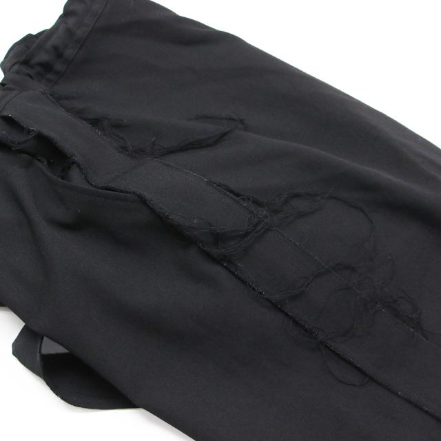 Yohji Yamamoto ヨウジヤマモト パンツ ブラック 黒 サイズ:1(S) | 24春夏 Ys ウール ギャバジン サイドパーツ付き パンツ | WOOL GABARDINE SIDE DETAIL PANTS | テーパード ウエストゴム カットオフ | 日本製 | ボトムス ズボン【レディース】【中古】【K4638】_8