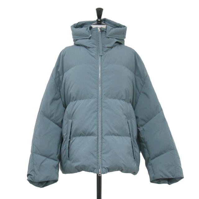 upper hights アッパー ハイツ ジャケット ブルーグレー サイズ:1(M) | 24秋冬 オルテン フード付き ダウンジャケット | olten | ショートダウン | ハイネック ドロップショルダー ボックスシルエット | アウター ブルゾン 上着【レディース】【中古】【K4730】