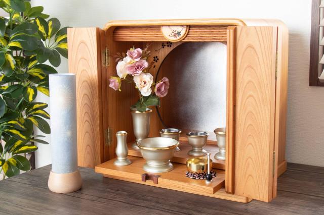 盆提灯 初盆 新盆 モダン 仏具 単品 岐阜の誉れ シリーズ いつかの花火 やまこう オリジナル 電池式 コードレス LED ローソク灯 和 行灯 提灯 仏壇 仏花 贈り物
