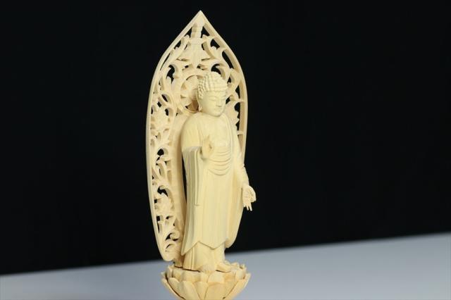 仏像 ■ 5寸 ■ 阿弥陀如来立像 蓮華座 丸台 白木 浄土宗 ご本尊 ■ 仏具 （高さ29.1cm×幅13.2cm×奥行き10.3cm）