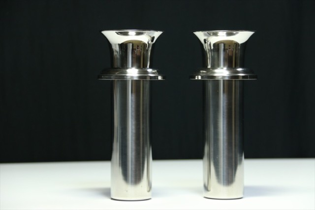 国産 墓参用品■仏具■限定■ステンレス製 花立 花筒(大)1対2本組■ツバ付き 全長19.5 口径 7.4の通販は