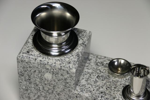 国産 墓参用品■石台 ステンレス製 花立 線香立 ローソク立 付属■墓参用セット付き お盆 お彼岸 お墓参り 供養