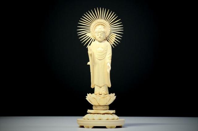 仏像 ■ 3.5寸 ■ 阿弥陀如来立像 蓮華座 丸台 白木 浄土真宗 大谷派 ご本尊 ■ 仏具 （高さ20cm×幅10.1cm×奥行き7.4cm）