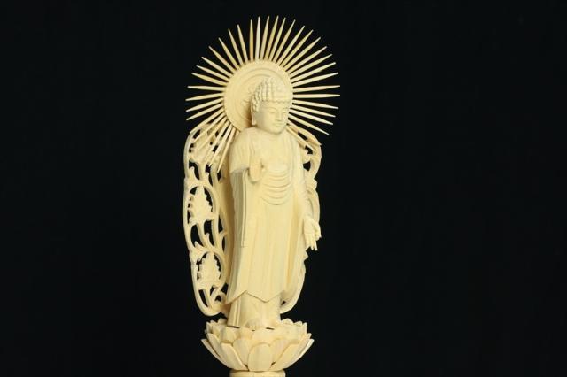 仏像 ■ 5寸 ■ 阿弥陀如来立像 六角台座 白木 浄土真宗 高田派 ご本尊 ■ 仏具（高さ36cm×幅13.6cm×奥行き9.8cm）