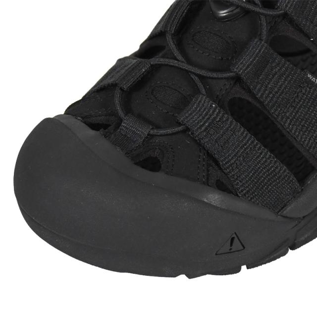 KEEN (キーン) MENS NEWPORT H2 (メンズ ニューポート H2) メンズ サンダル ハイブリッド ストラップ トレンド タウンユース 普段使い デイリーユース カジュアル ストリート アウトドア キャンプ ビーチ 海 プール 黒 TRIPLE BLACK (トリプル ブラック) 1022258