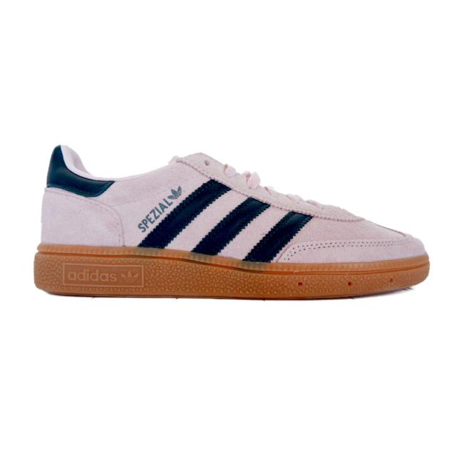 adidas (アディダス) HANDBALL SPEZIAL W (ハンドボール スペツィアル ウィメンズ) レディース ローカット スニーカー フットウェア タウンユース 普段使い カジュアル ストリート アウトドア ローテク CLPINK/ARCNGT/GUM2 (クリアピンク/ネイビー/ガム) IF6561_1