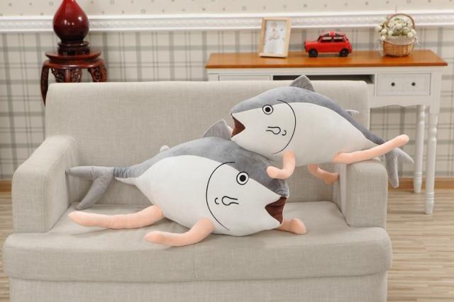ぬいぐるみ魚 面白い おもちゃ寝るときに抱き枕80cmの通販はau Pay マーケット タカヤマ商事