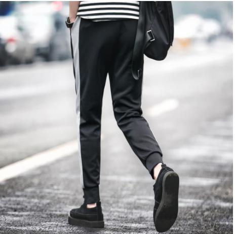 送料無料 メンズ 黒 ワン サイドライン 足長 スウェットパンツ 街着 スポーツ ジョガーパンツの通販はau Pay マーケット Sk企画株式会社