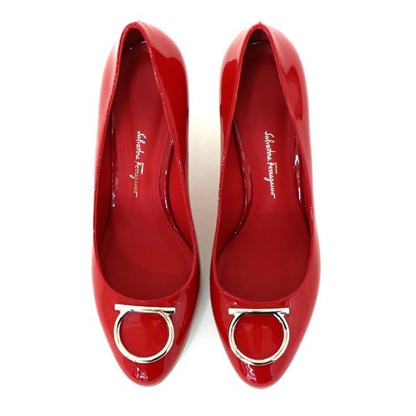 フェラガモ パンプス レディース S.FERRAGAMO 展示品商品 レッド