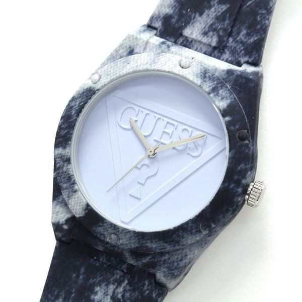 ギフトラッピング無料 ゲス 腕時計 メンズ レディース GUESS ブルー デニム柄 時計 ユニセックス 男女兼用 W0979L14｜au PAY  マーケット