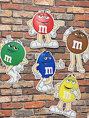 m&m s グッズ アメリカン雑貨 メタルサイン プレート エムアンドエムズ RED 看板 店舗 ガレージ ディスプレイ