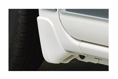 ダイハツ ムーヴキャンバス【LA800S LA810S】　マッドガード(フロント)【スムースグレーマイカメタリック】[08411-K2029-B9]