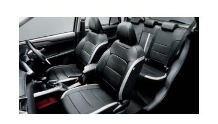 ダイハツ ロッキー【A202S A201S A210S】　シートカバー(ＨＥＶ用)(本革風)【ブラック／シルバー】[08220-K1133] 30,559円