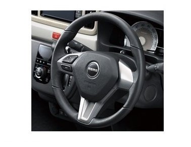 ダイハツ トコット【LA550S LA560S】　本革巻ステアリングホイール(ｍｏｍｏ)(オーディオＳＷ付)(ＳＲＳエアバッグ内臓)[08460-K2033]の通販は