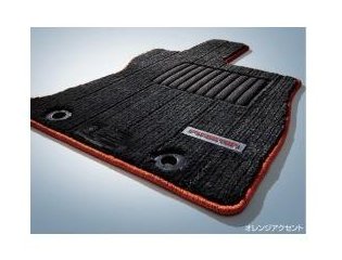 スバル フォレスター【SKE  SK5】　フロアカーペット【要商品仕様確認】【オレンジアクセント】[J5017SJ213]の通販は