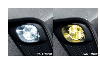 トヨタ C-HR【ZYX11 NGX10 NGX50】　バイカラーＬＥＤフォグランプ(切り替え式)【仕様要参照】[08593-10040/84091-12060]