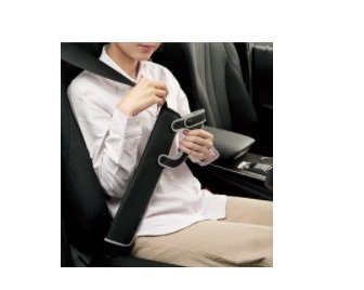 TOYOTA GR YARIS　トヨタ GRヤリス【GXPA16 MXPA12】　シートベルトパッド(タイプ２)[0822C-00010]