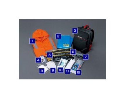 TOYOTA HILUX 　トヨタ ハイラックス【GUN125】　車載防災セット[08237-00200]の通販は