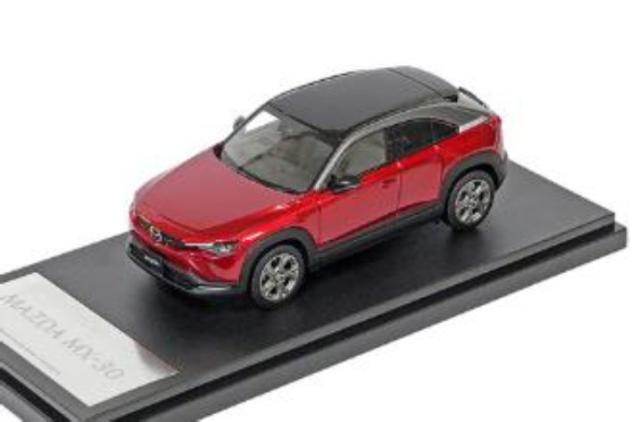 マツダ マツダ 3 ミニカー 赤 レッド 100周年 MAZDA 3 1/43