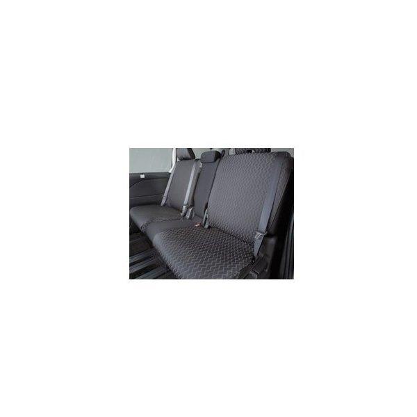 ニッサン セレナ【GC27 GFC27 GNC27 GFNC27 HC27 HFC27】シートカバー(標準車用)(シートバックテーブルあり)[H7900-5TT2A] 40,440円