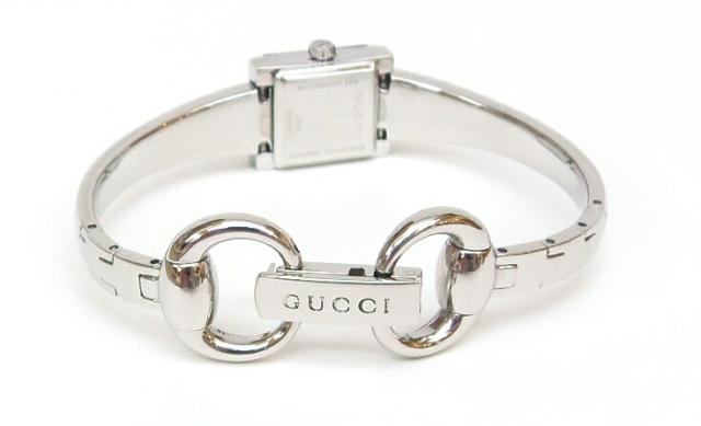 ｸﾞｯﾁ GUCCI ﾚﾃﾞｨｰｽｳｫｯﾁ 腕時計 ﾊﾞﾝｸﾞﾙｳｫｯﾁ ﾀﾞｲﾔﾍﾞｾﾞﾙ ｸｵｰﾂ 128.5
