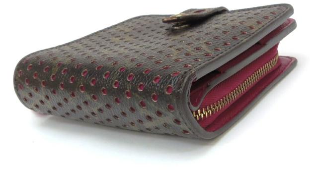 ルイヴィトン M95188 二つ折り財布 フューシャ  LOUIS VUITTON 2つ折財布 モノグラムペルフォ ﾙｲ・ｳﾞｨﾄﾝ LOUISVUITTON 二つ折り財布 ｺﾝﾊﾟｸﾄｼﾞｯﾌﾟ M95188 ﾓﾉｸﾞﾗﾑ
