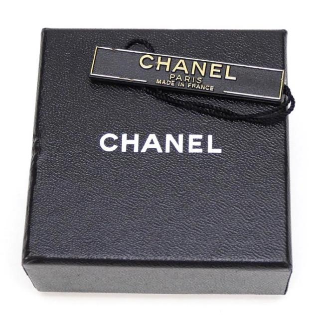 CHANEL ｲﾔﾘﾝｸﾞ ｺｺﾏｰｸ 丸型 96P 黒×ｺﾞｰﾙﾄﾞ 【中古】(63214)_9