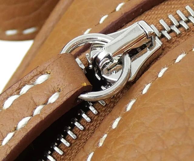 エルメス HERMES ショルダーバッグ リンディ26 SV金具 K目じるし ゴールド トリヨンクレマンス(69126)