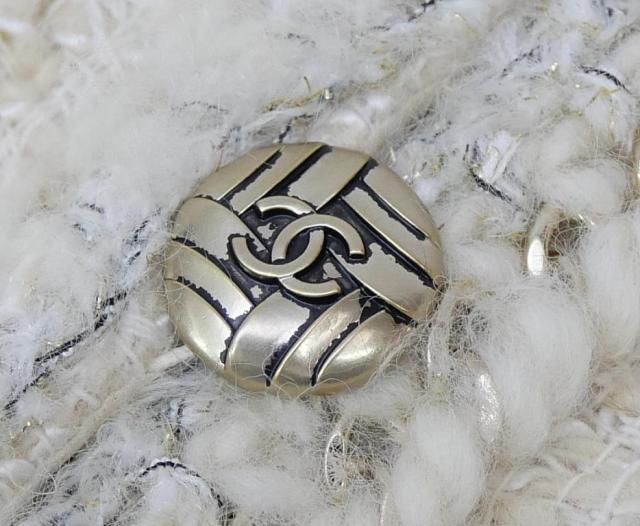 シャネル CHANEL ツイードノーカラージャケット ココボタン オフホワイト 【中古】(70610)_9