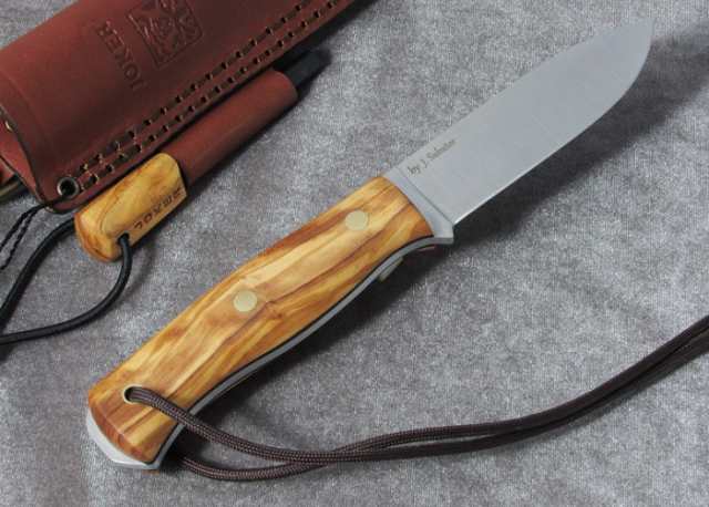 ○○ ジョーカー CO123-P エンバー F オリーブ ファイヤースターター付 ブッシュクラフトナイフ,Joker EMBER FLAT  BUSHCRAFT KNIFE OLIVEの通販はau PAY マーケット - アームズギア au PAY マーケット店 | au PAY  マーケット－通販サイト