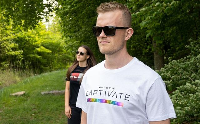 Wiley X] トレック サングラス、偏光スモークレンズ、マットブラック