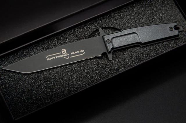 ●● エストレイマ ラティオ ER0125TB コルモスキン ペーパーナイフ コンビ刃  ブラック EXTREMA RATIO  COL MOSCHIN【日本正規品】の通販は 8,712円