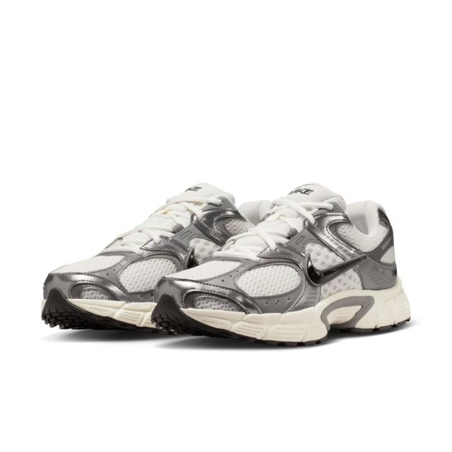 ナイキ スニーカー メンズ HJ5228 ナイキ V5 RNR 新作 送料無料 NIKE V5 RNR NIKE