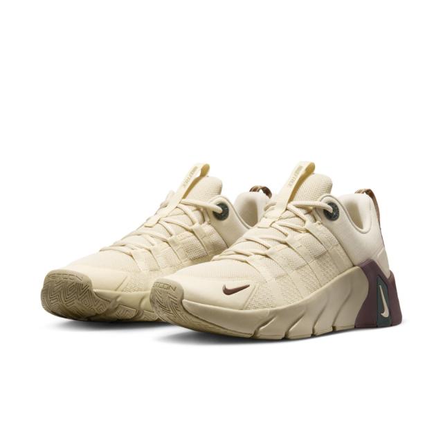 ナイキ スニーカー メンズ II7405 NIKE フリー メトコン2 新作 送料無料 FREE METCON