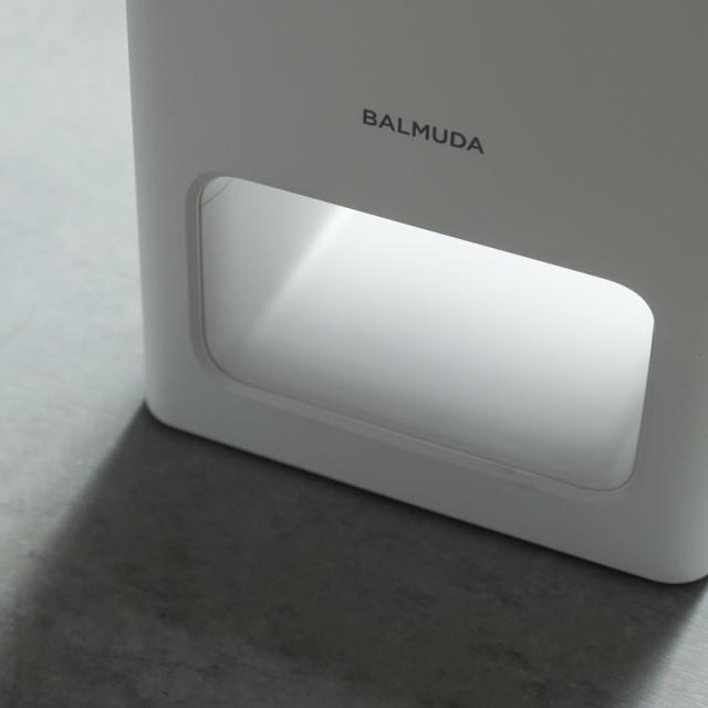 バルミューダ 空気清浄機 BALMUDA The Pure ホワイト 〜36畳 A01A-WHの