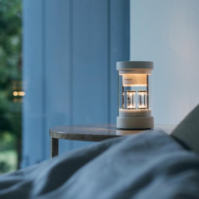 BALMUDA The Speaker M01A-WH ホワイト Amazon.co.jp: バルミューダ ザ・スピーカー ホワイト Bluetooth