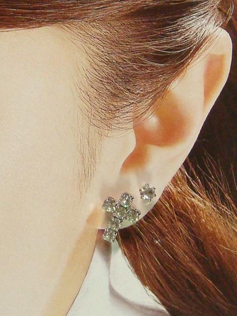 チタンピアス キラキラスワロフスキーのクロスセットピアス メンズ編 チタンポスト チタンピアス メンズピアス レディースピアの通販はau Pay マーケット 株式会社クリシュナ