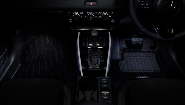 HONDA ホンダ 純正 フットライト ホワイト／ブルー 08E10-3M0-002B | HONDA純正 ホンダ純正 VEZEL ヴェゼル RV4 E:HEV ヴェゼルハイブリッド RV5 RV6 フット ライト イルミネーション LED ライト 左右セット ドレスアップ 車 カスタム カスタマイズ 交換