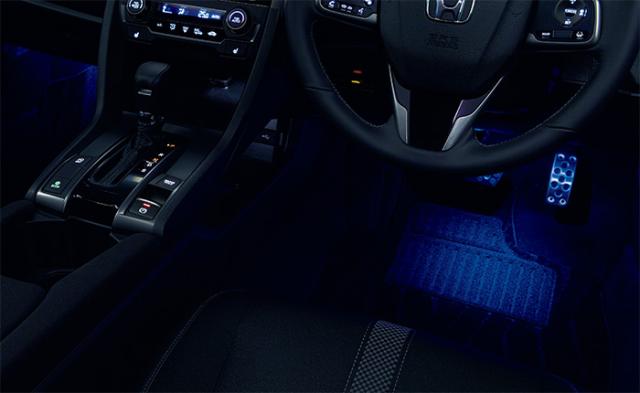 HONDA ホンダ 純正 フットライト LEDブルーイルミネーション 08E10-TEA-000A | CIVIC SEDAN シビック セダン FC1 HATCHBACK ハッチバック FK7 typeR タイプR FK8 honda純正 ホンダ純正 ライト 内装 室内 イルミネーション イルミ 後付け 照明 アクセサリー の通販は内装