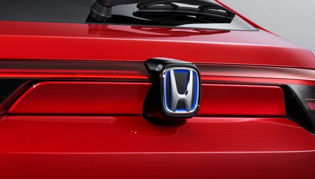 HONDA ホンダ 純正 リアコンビガーニッシュ スレートグレー・パール 08F47-3M0-0K0 | HONDA純正 ホンダ純正 VEZEL ヴェゼル RV4 E:HEV ヴェゼルハイブリッド RV5 RV6 リア コンビ ガーニッシュ 2枚セット 車 部品 ドレスアップ カスタム 交換 付け替えの通販は