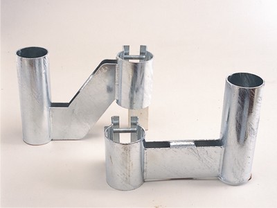 信栄物産 2面用取付金具 (色塗装は定価15,000円ｕｐ) 76.3φ(250) N-1-1 | 金具 2面用 DIY パーツ 取付け 大型 大型ミラー 鏡 かがみ カーブミラー 安全確認 安全ミラー 左右確認 ツインミラー ガラスミラー 曲がり角 カーブミラー 2面鏡 死角 コーナーミラーの通販は