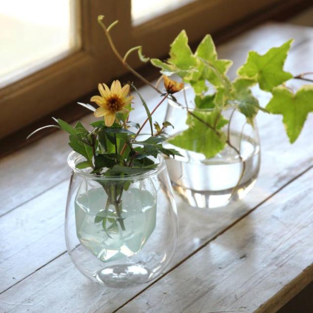 Katieページ 「クリスタル花瓶に草花を」 高知インター店】 Katieページ 「クリスタル花瓶に草花を