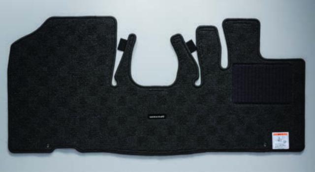 SUZUKI スズキ 純正 フロアマット（ジュータン）〈ノーブル〉 ブラック MT車用 BADQ 75901-63R20-T6Z |WAGON R ワゴンR 車用品 カー用品 カーパーツ 内装部品 内装パーツ フロアマット 車種別 カーマット 床 フロア カー マット 車種専用 車内 車種別 汎用 シンプル 無地 19,374円