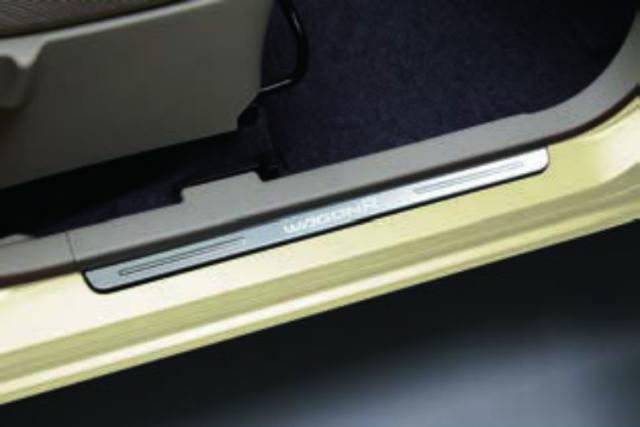 SUZUKI スズキ 純正 サイドシルスカッフ BADF 99142-63R01 |WAGON R ワゴンR 車用品 カー用品 自動車 部品 パーツ アクセサリー 内装 カスタム ドレスアップ おしゃれ グレードアップ 車 DIY 取り付け 装飾 飾り アクセント ワンポイント カバー スタイリッシュ