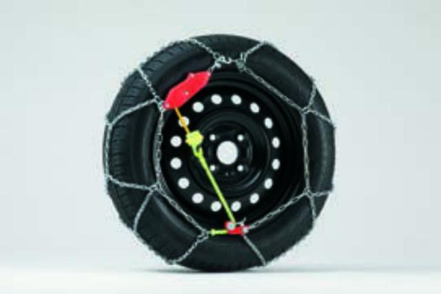SUZUKI スズキ 純正 タイヤチェーン（コーニック） 155/65R14用 E9E7 43390-64P00 | SPACIA BASE スペーシアベース 車用品 カー用品 車 自動車 スノーチェ—ン アクセサリー タイヤグッズ スリップ防止 タイヤ用品 すべり止め グリップ力 チェーン 取り付け パーツ 凍結路