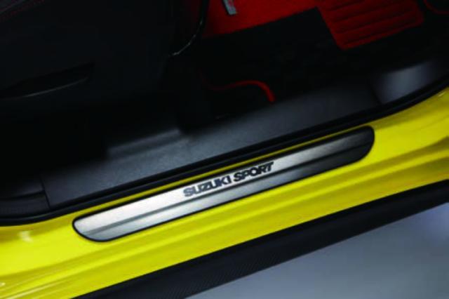SUZUKI スズキ 純然たる サイドシルスカッフ BAP9 99142-52R10 | SWIFT SPORT スイフトスポーツ 車装具 鉄道車両装具 四輪車 部分品 一部分 付属品 室内装飾 カスタム お洒落 格好のいい 点数脹れ上がる 車 DIY 据え置き かざり付ける 飾りつけ 声遣い ワンポイント 取りまかなう