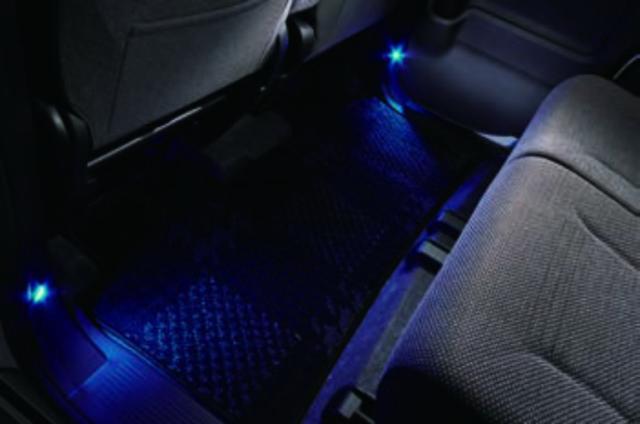 SUZUKI スズキ 純正 フロアイルミネーション ブルーLED DAE5 99213-84S10 | WAGONR SMILE ワゴンRスマイル 車用品 カー用品 自動車 部品 パーツ アクセサリー 内装 カスタム ドレスアップ おしゃれ グレードアップ 車 DIY 取り付け 装飾 飾り アクセント ワンポイント