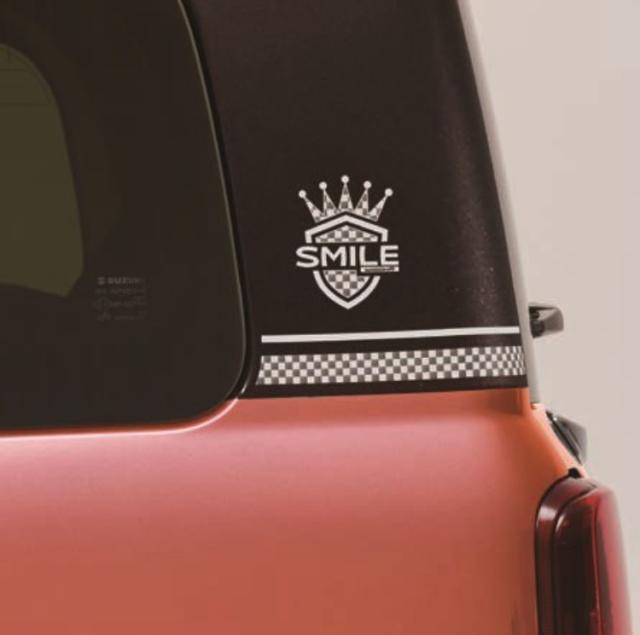 SUZUKI スズキ 純正 ピラーデカール ホワイト AC1C 99230-84S30-001 | WAGONR SMILE ワゴンRスマイル 車用品 カー用品 自動車 部品 パーツ アクセサリー 外装 カスタム ドレスアップ おしゃれ グレードアップ ボディ 車 DIY 転写シート デコレーション ステッカー シール